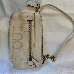 Women’s purse